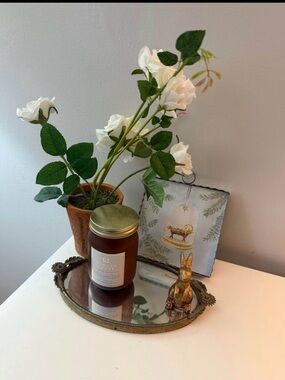 Antique-Style Oval Decorative Brass Mirror - Gold